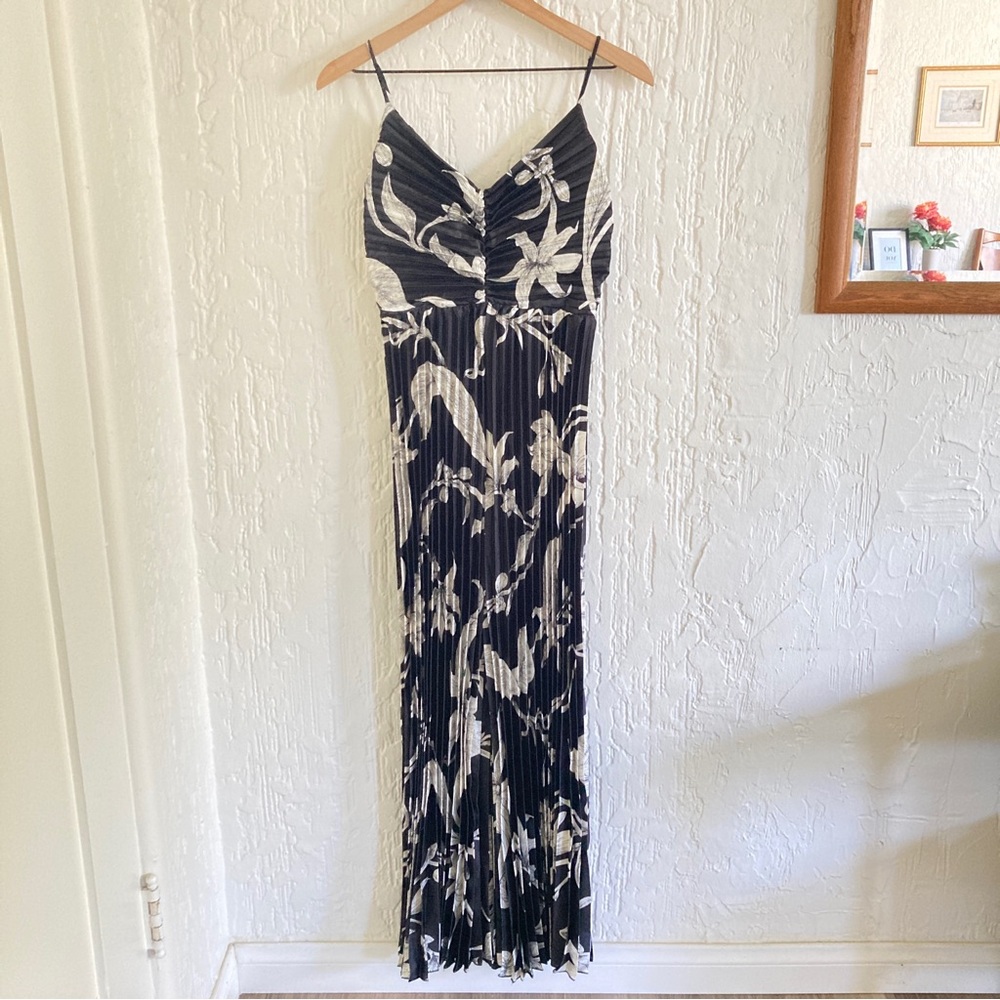 Petal & Pup Jumpsuit Size Small